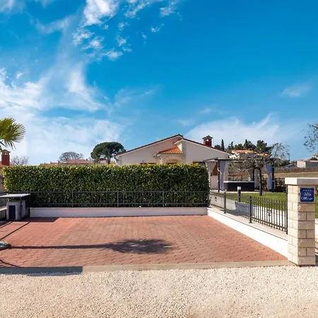 Marko Villa Kaštelir