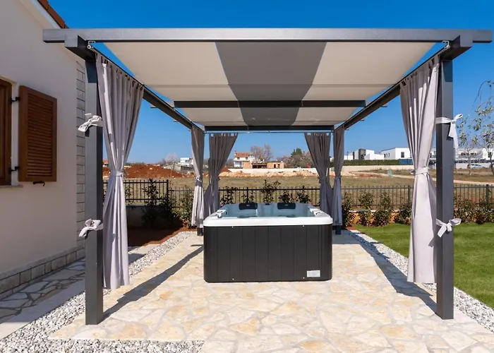 Villa Marko Kaštelir