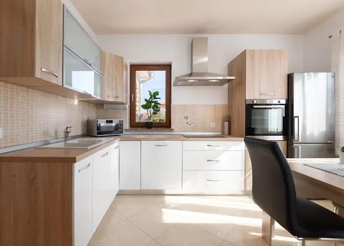 Villa Marko Kaštelir