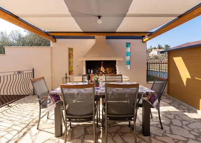 Villa Marko Kaštelir